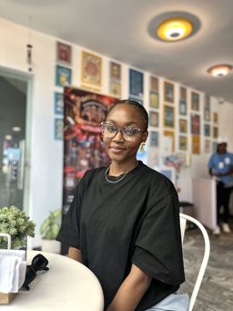 Zarah Kwairanga photo