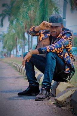 Samuel Adeleke photo